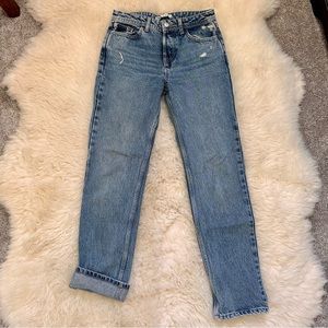 ZARA MID RISE STRAIGHT JEANS